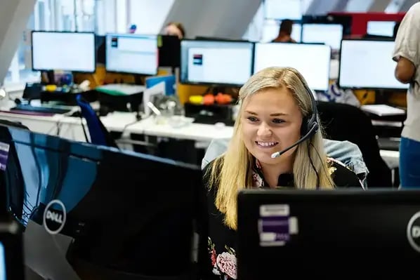 CEDR-Telephone-Support-Office-Lady-with-blonde-hair-and-headset (1) (1)